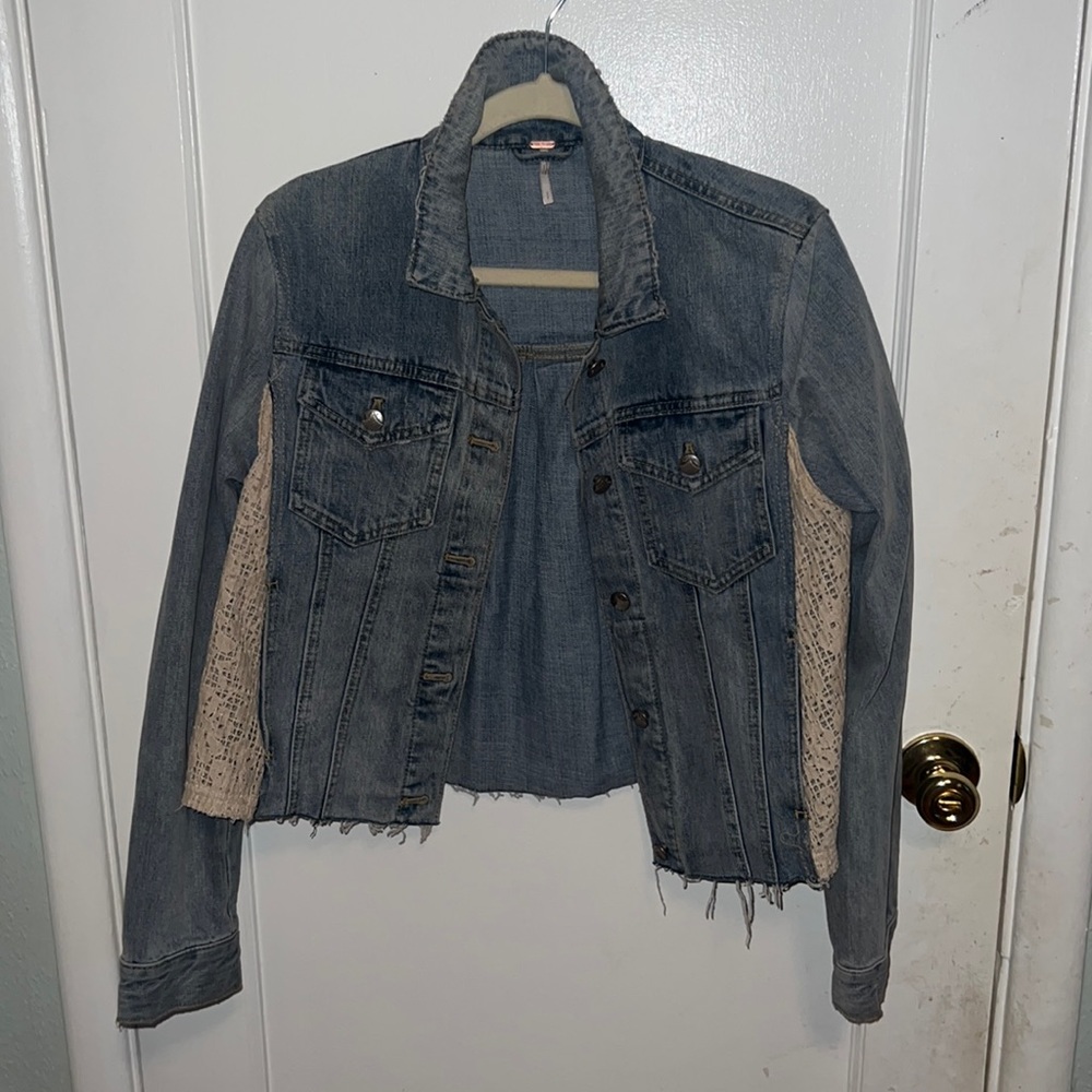 FREE PEOPLE DENIM JACKET